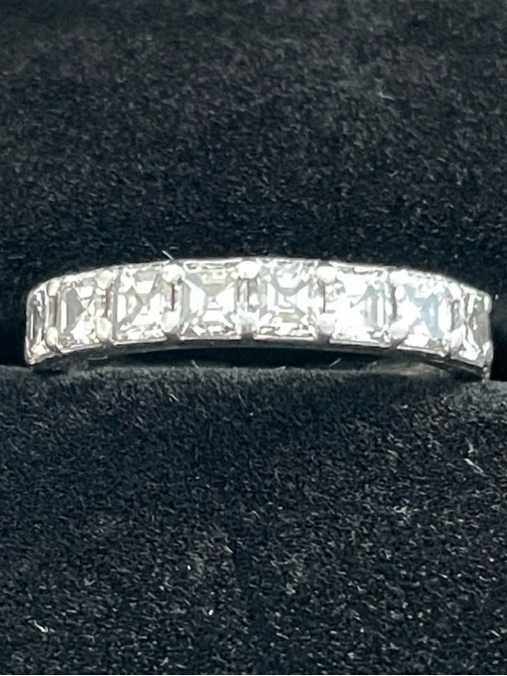 Asscher cut diamond Band in Platinum sz 6